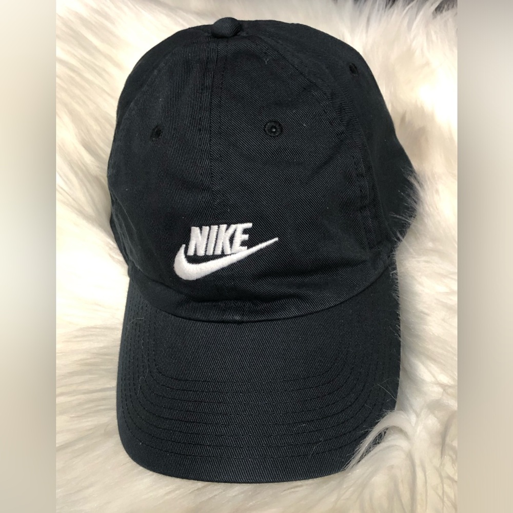 Nike Unisex Black Club Cap with White Logo